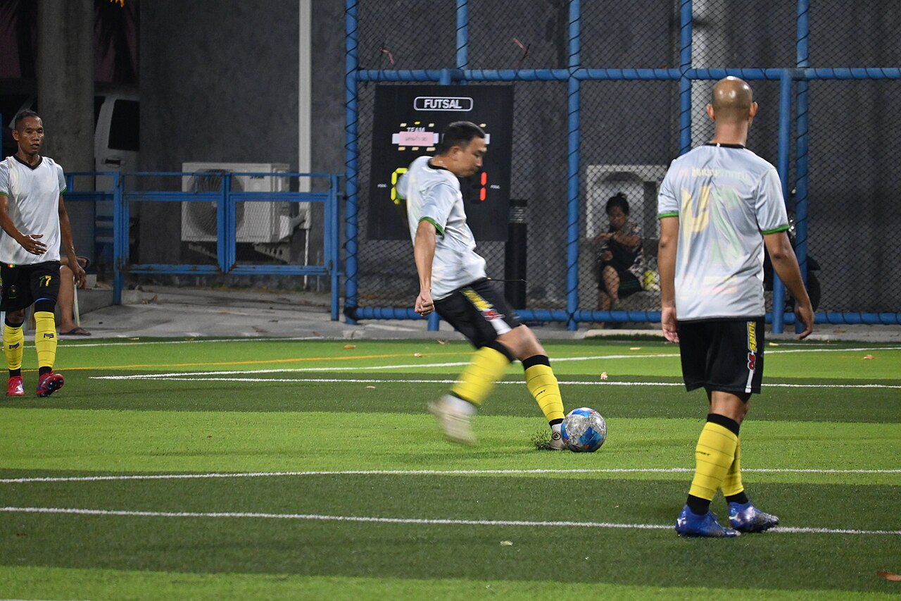 世界杯预选赛新赛季前瞻：尤文的阵容与战术重构